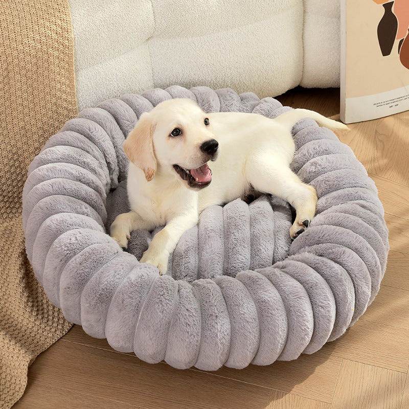 Soft Round Pet Bed – Cozy Winter Nest for Cats